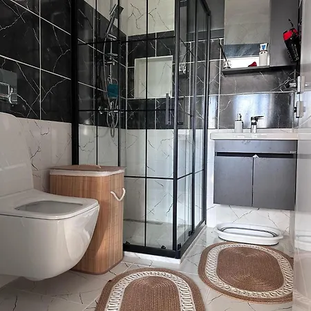 בית נופש Airport Doga Evleri דלמן